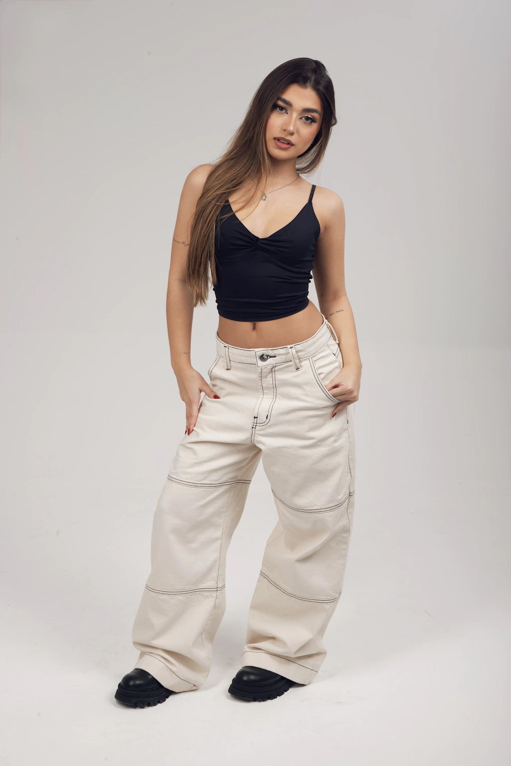 Calça Off White - Niki